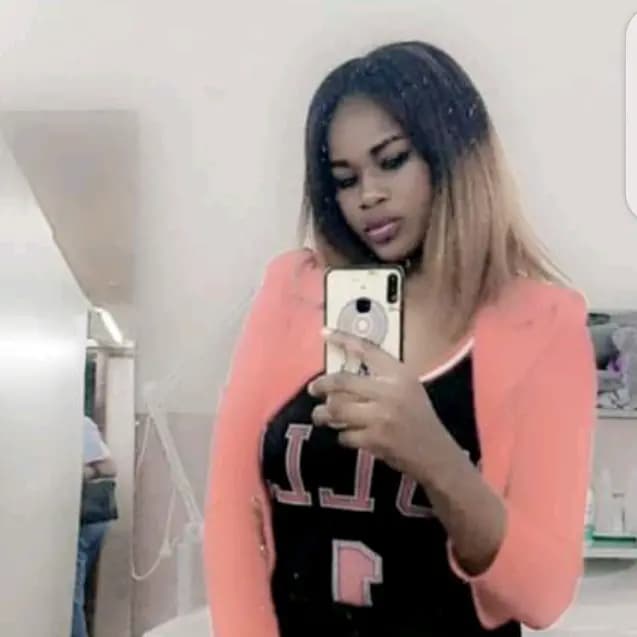 la Queen Estelle