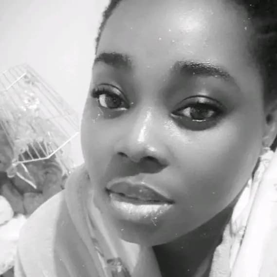 Lisa Efua Mirob