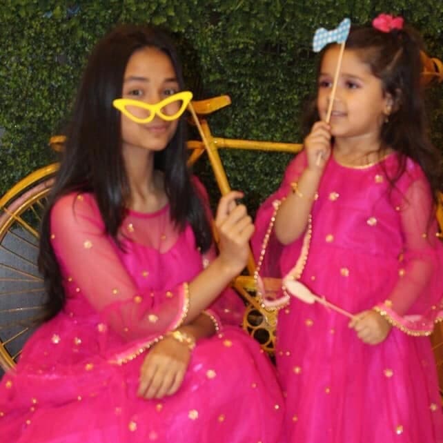 Aayushi