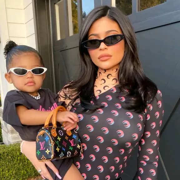 kyliesloo