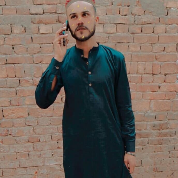 Hamza Khan