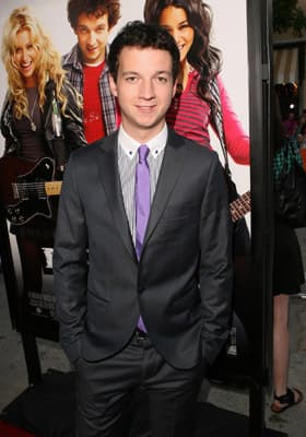 Gaelan Connell