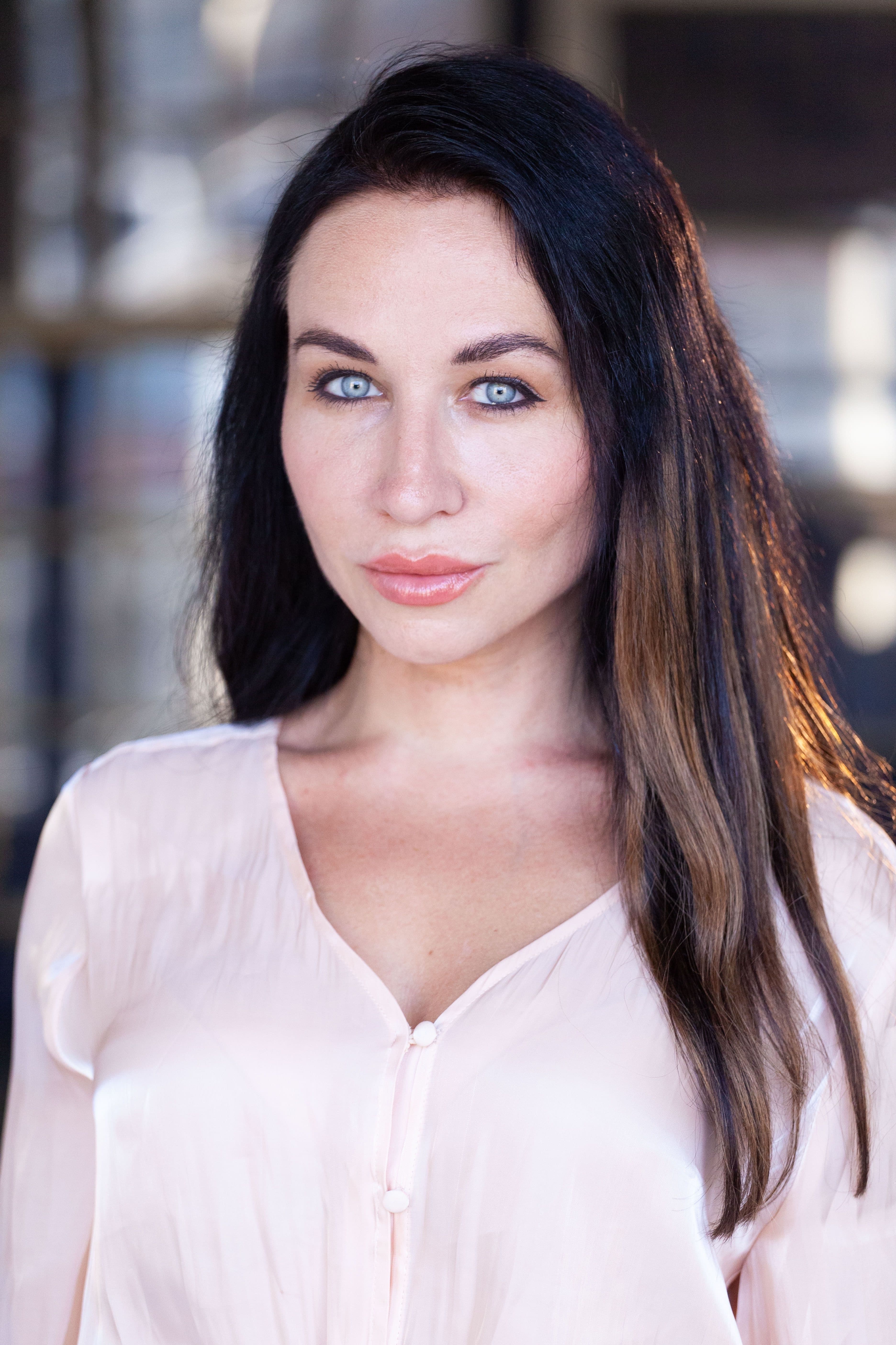 Elissa Dowling