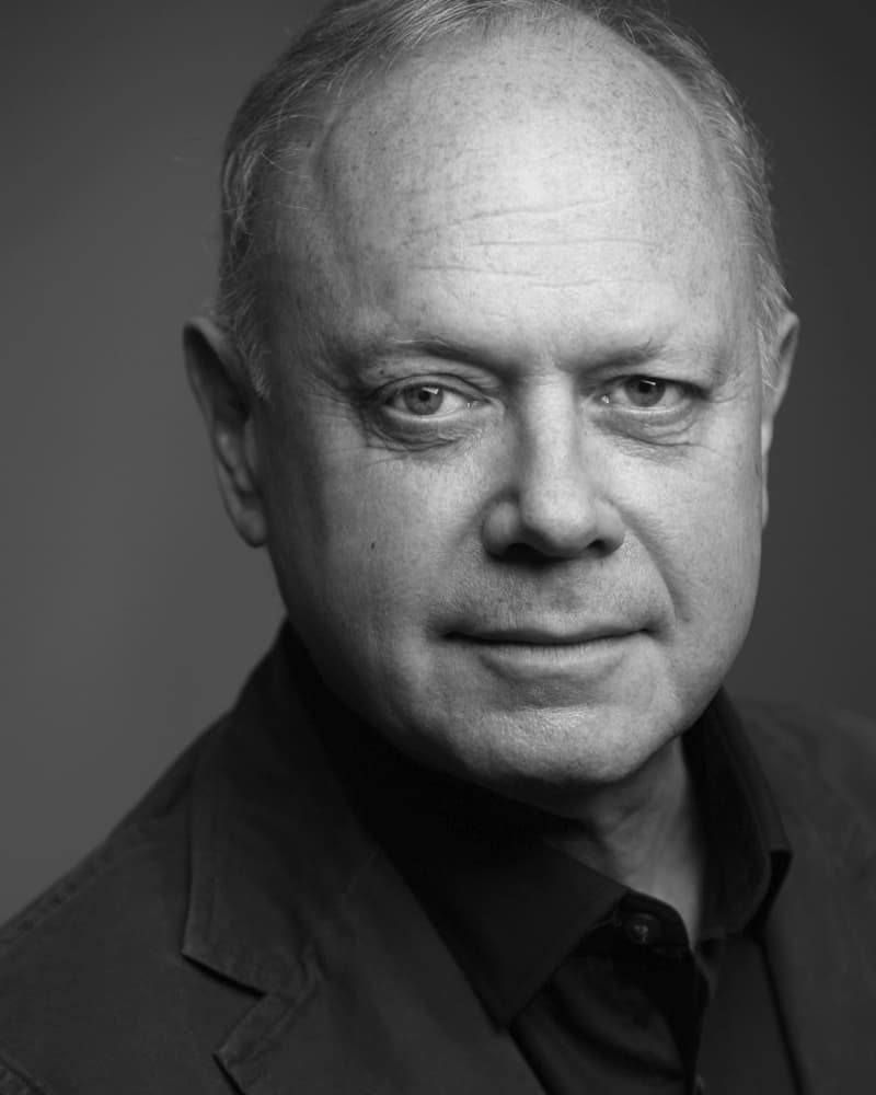 Jonathan Coy