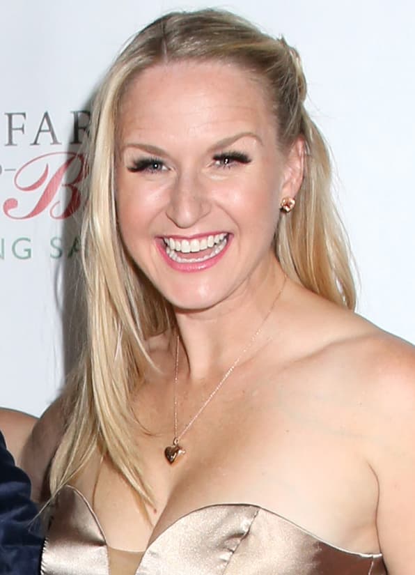 Jenn Gotzon