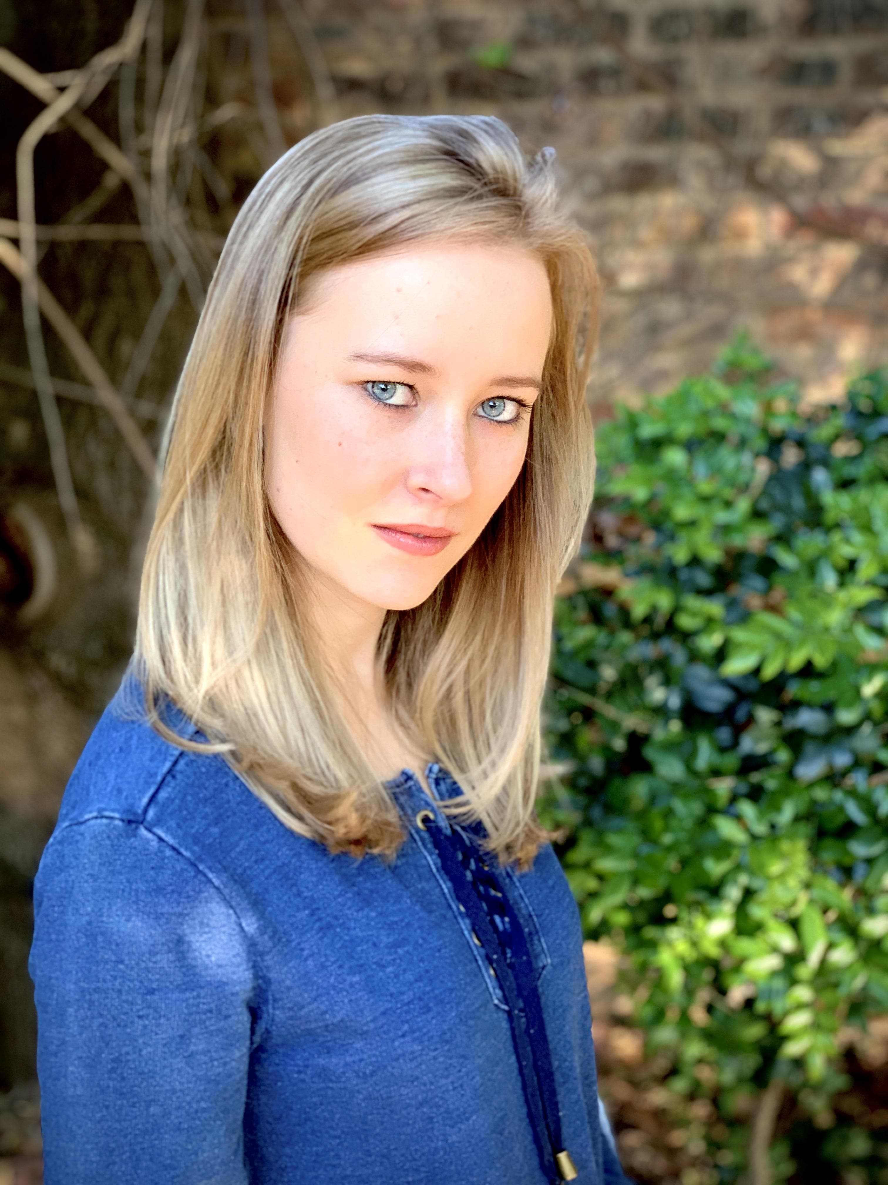 Izel Bezuidenhout