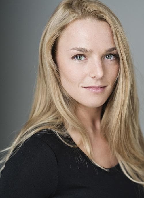Zoe Barker