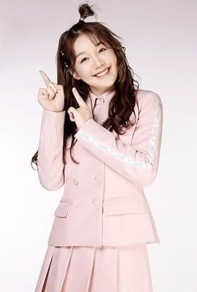 Mengjie Xu