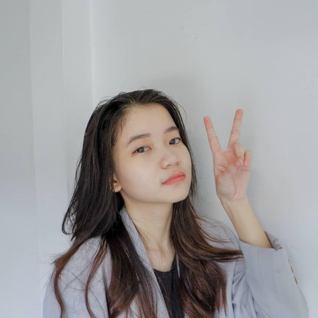 Shania Yan