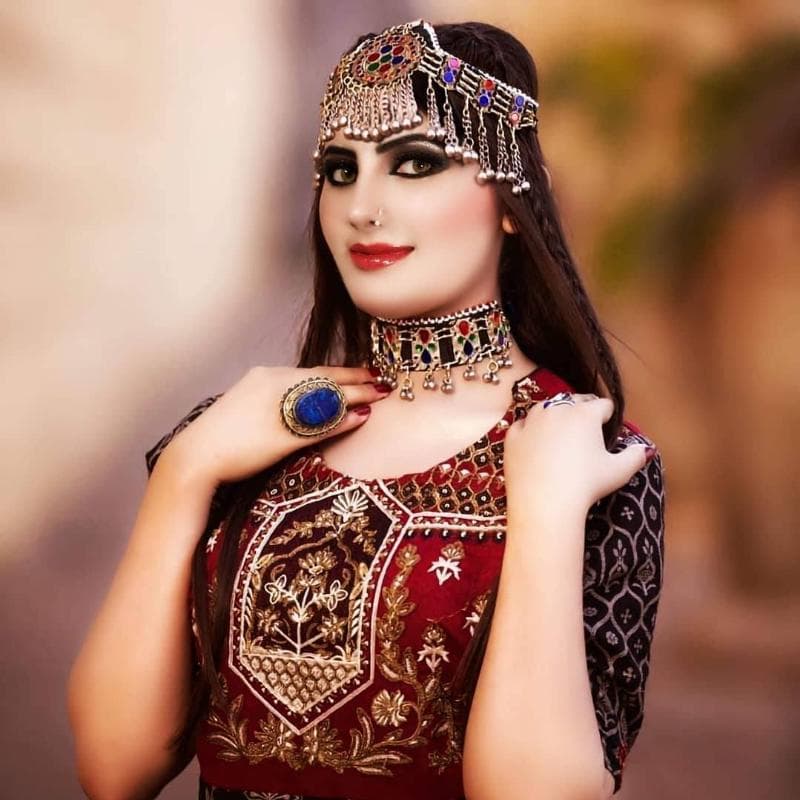 Nazia Iqbal