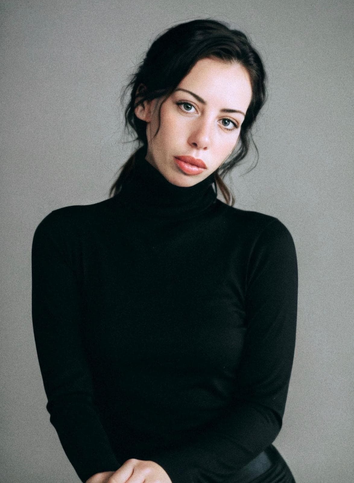 Elle Piper