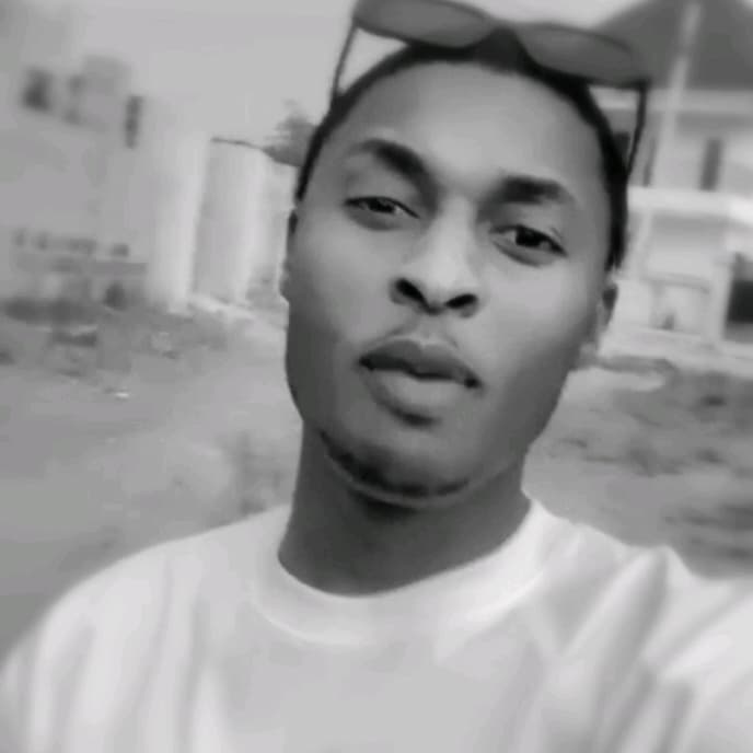 HQruXL