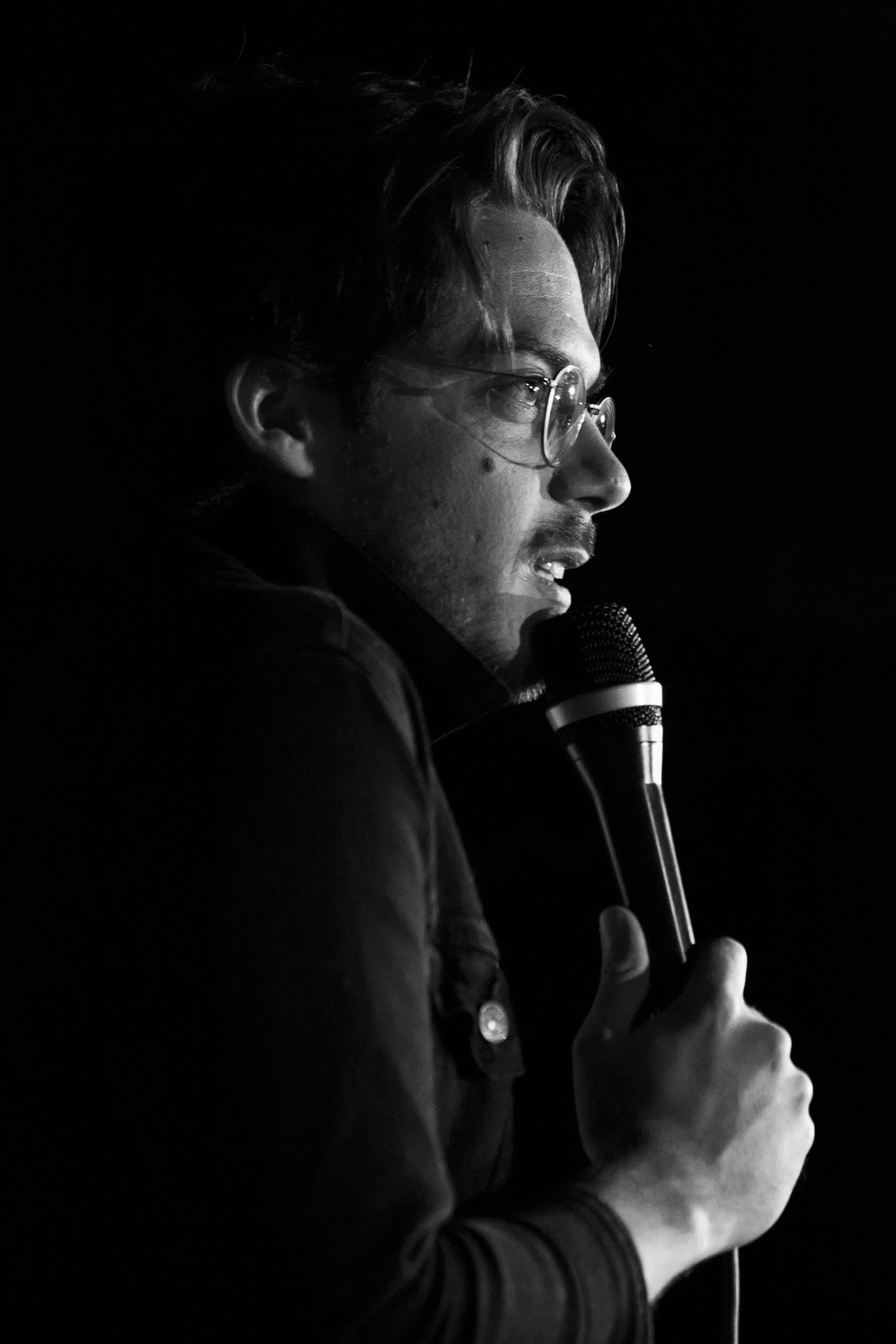 Roberto Flores