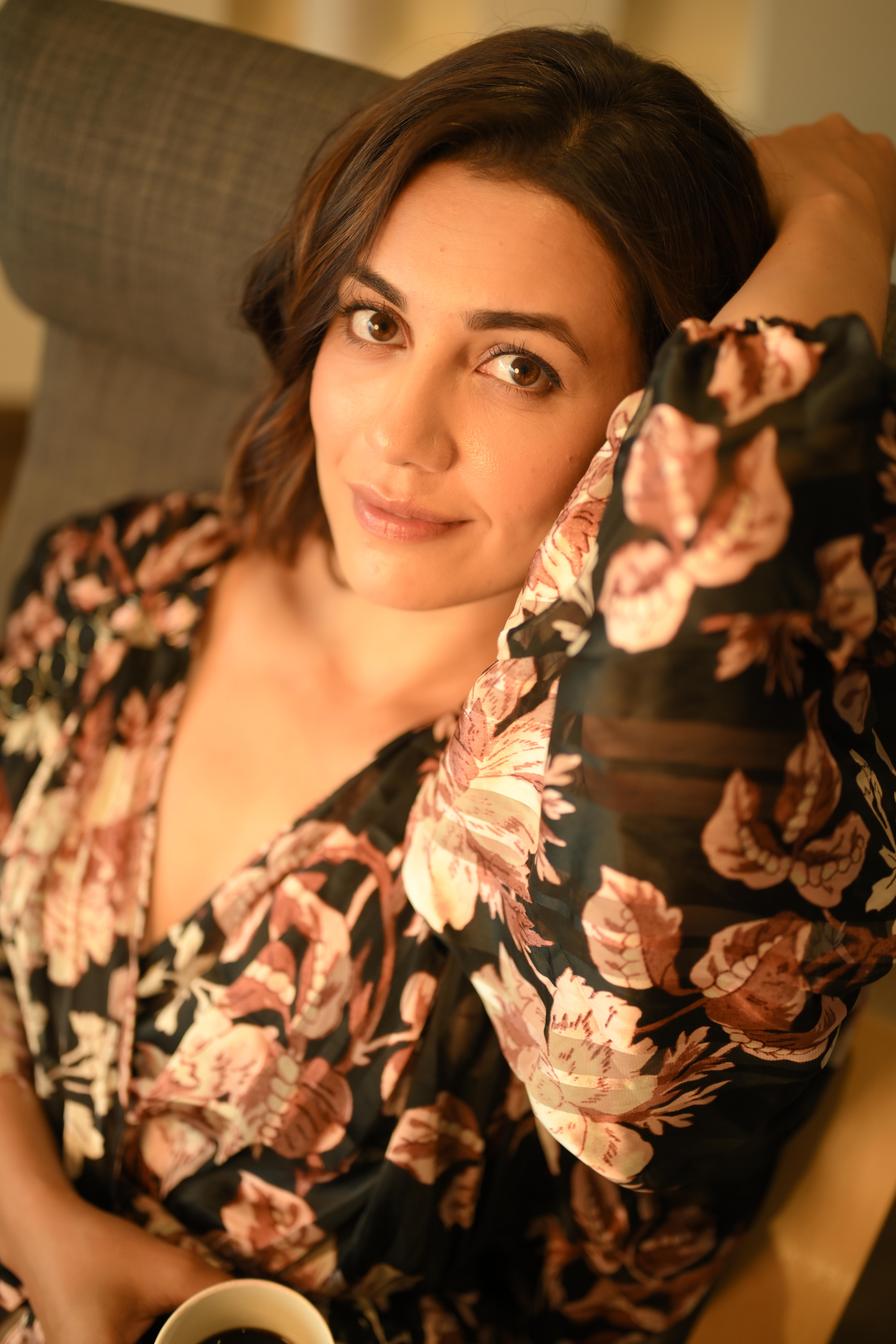 Esha Kansara